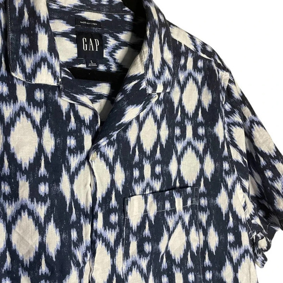 GAP Men's Blue & White IKAT Linen Short Sleeve Button Down Shirt Sz Large - Picture 8 of 12